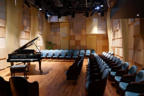 World Heartbeat side view